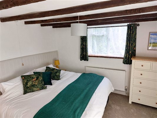 Cider Barn Superking bedroom ground floor